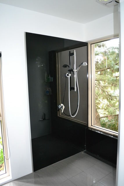 Shower-Room.JPG